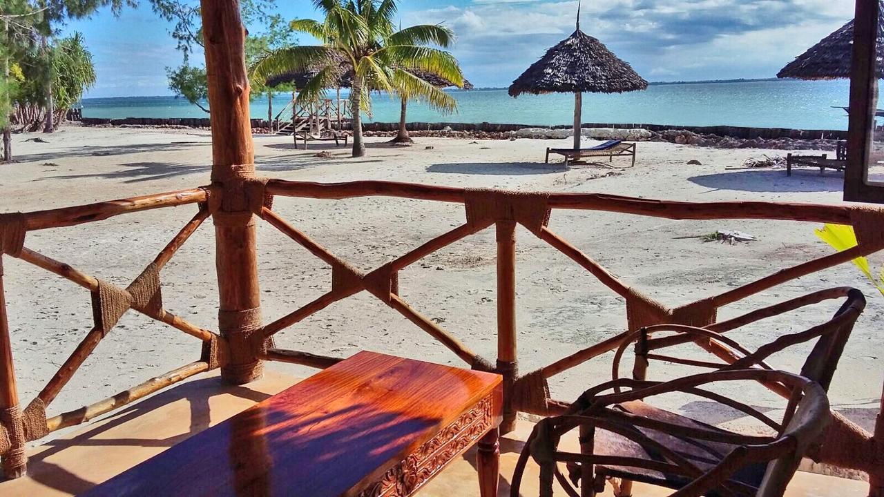 Emma Bay Beach House Michamvi Kae Экстерьер фото